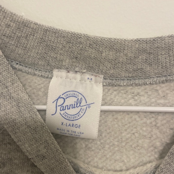 Solid grey sweater - Picture 2 of 3